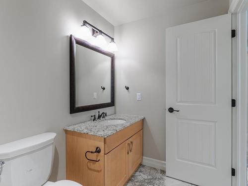 224 10142 111 Street, Edmonton, AB - Indoor Photo Showing Bathroom