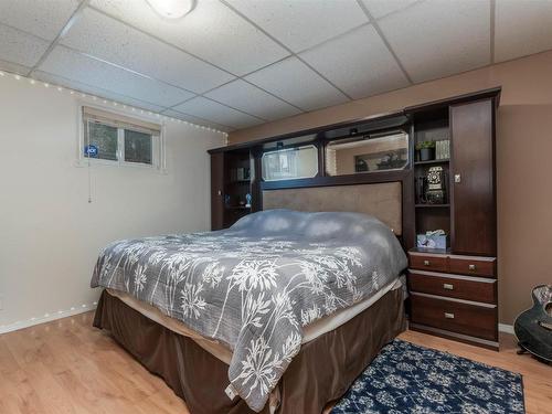 325 52306 Rge Road 212, Rural Strathcona County, AB - Indoor Photo Showing Bedroom