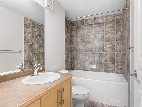 307 10503 98 Avenue, Edmonton, AB - Indoor Photo Showing Bathroom