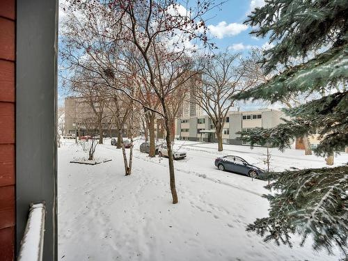 11 10931 83 Street, Edmonton, AB - Outdoor