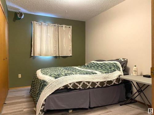 5428 49 Street, Warburg, AB - Indoor Photo Showing Bedroom