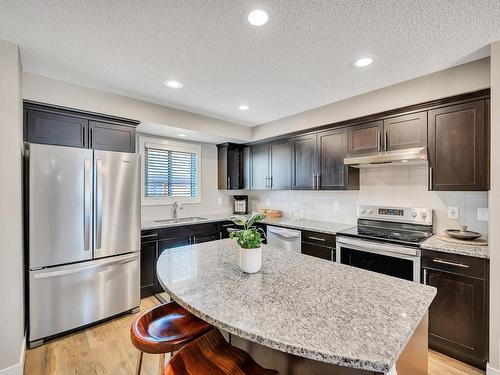 224 Allard Way, Fort Saskatchewan, AB - Indoor Photo Showing Kitchen With Upgraded Kitchen