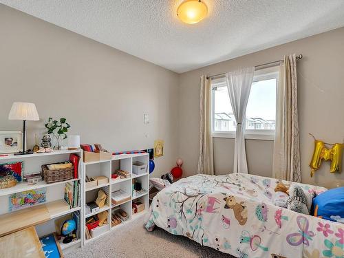 224 Allard Way, Fort Saskatchewan, AB - Indoor Photo Showing Bedroom