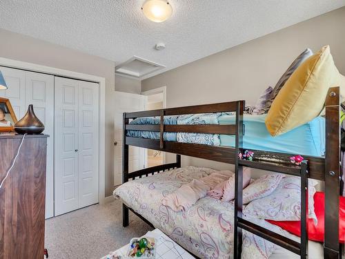 224 Allard Way, Fort Saskatchewan, AB - Indoor Photo Showing Bedroom