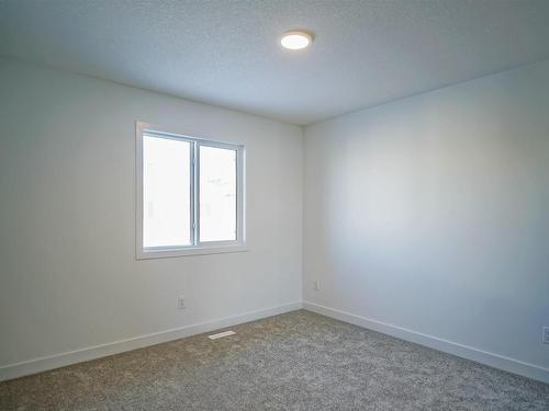 9708 Carson Place, Edmonton, AB - Indoor Photo Showing Other Room