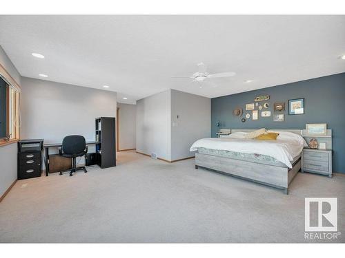 171 51268 Rge Road 204, Rural Strathcona County, AB - Indoor Photo Showing Bedroom