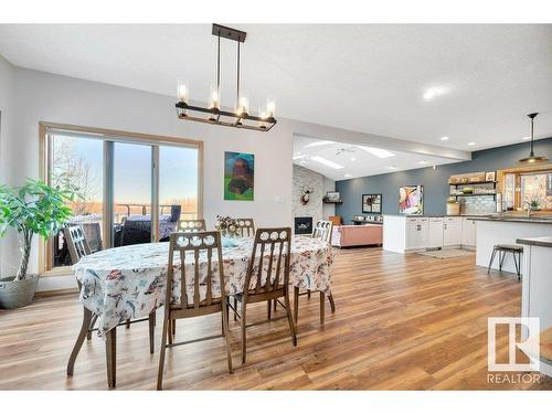 171 51268 Rge Road 204, Rural Strathcona County, AB - Indoor Photo Showing Dining Room