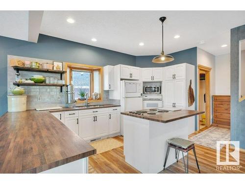 171 51268 Rge Road 204, Rural Strathcona County, AB - Indoor Photo Showing Kitchen With Double Sink