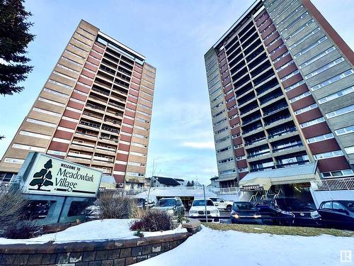 37 8735 165 Street, Edmonton, AB - Outdoor With Facade