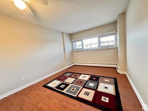 37 8735 165 Street, Edmonton, AB - Indoor Photo Showing Other Room