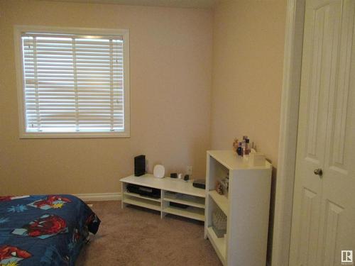 11904 175 Avenue Nw, Edmonton, AB - Indoor Photo Showing Bedroom