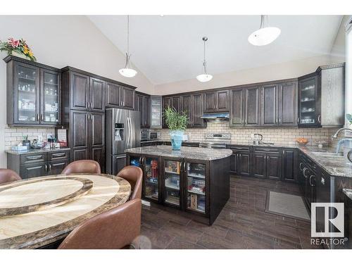 17512 110 Street, Edmonton, AB - Indoor Photo Showing Kitchen With Double Sink With Upgraded Kitchen