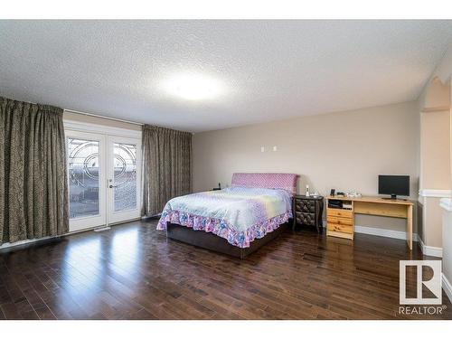 17512 110 Street, Edmonton, AB - Indoor Photo Showing Bedroom