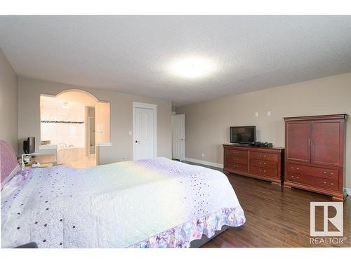 17512 110 Street, Edmonton, AB - Indoor Photo Showing Bedroom