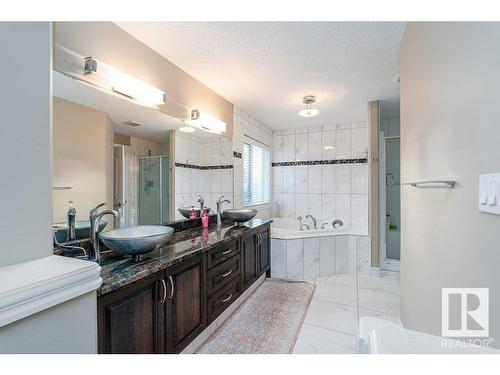 17512 110 Street, Edmonton, AB - Indoor Photo Showing Bathroom