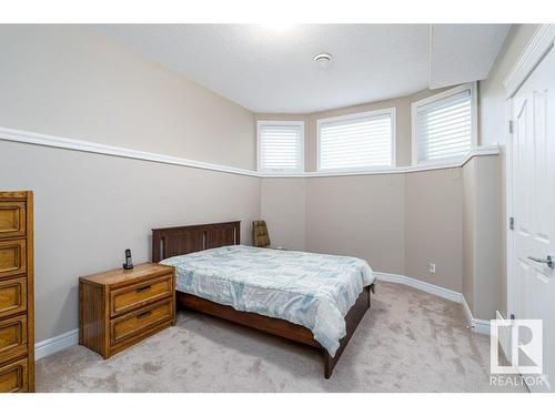 17512 110 Street, Edmonton, AB - Indoor Photo Showing Bedroom