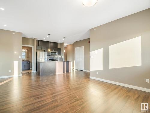 402 1027 173 Street, Edmonton, AB - Indoor