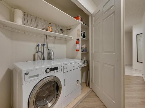 203 11503 100 Avenue, Edmonton, AB - Indoor Photo Showing Laundry Room