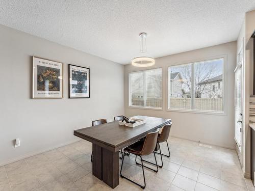 3420 Abbott Way, Edmonton, AB - Indoor Photo Showing Dining Room