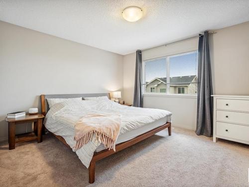 3420 Abbott Way, Edmonton, AB - Indoor Photo Showing Bedroom