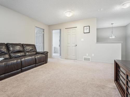 3420 Abbott Way, Edmonton, AB - Indoor Photo Showing Living Room