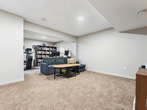 3420 Abbott Way, Edmonton, AB - Indoor Photo Showing Other Room