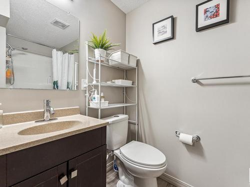 3420 Abbott Way, Edmonton, AB - Indoor Photo Showing Bathroom