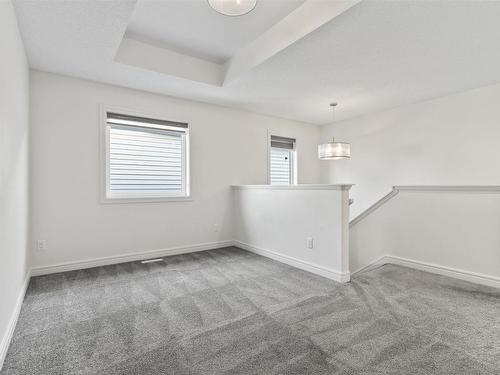 1635 16 St, Edmonton, AB - Indoor Photo Showing Other Room