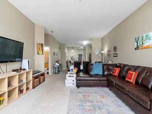 407 8619 111 Street, Edmonton, AB - Indoor Photo Showing Living Room