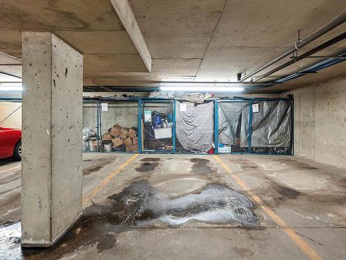 407 8619 111 Street, Edmonton, AB - Indoor Photo Showing Garage