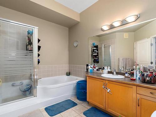 407 8619 111 Street, Edmonton, AB - Indoor Photo Showing Bathroom