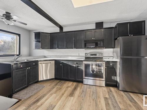 59529 Rge Rd 444A, Rural Bonnyville M.D., AB - Indoor Photo Showing Kitchen