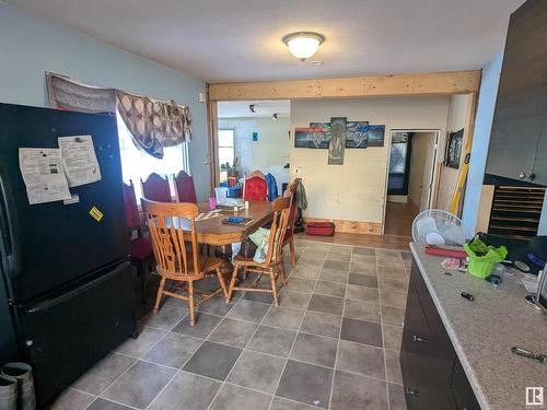 525 5 Street, Rural Lac Ste. Anne County, AB - Indoor Photo Showing Dining Room