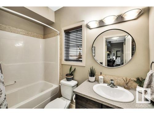 34 2565 Hanna Crescent, Edmonton, AB - Indoor Photo Showing Bathroom