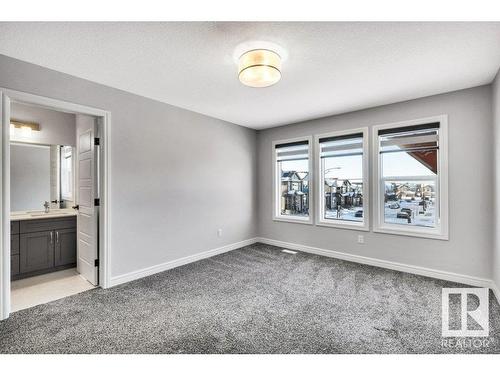 4787 Kinney Road, Edmonton, AB - Indoor Photo Showing Other Room