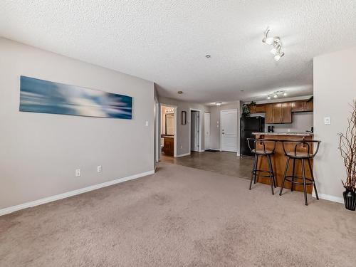 5116 7335 South Terwillegar Drive, Edmonton, AB - Indoor Photo Showing Other Room