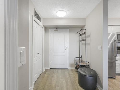 1003 10649 Saskatchewan Drive, Edmonton, AB - Indoor Photo Showing Other Room