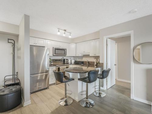 1003 10649 Saskatchewan Drive, Edmonton, AB - Indoor Photo Showing Kitchen With Stainless Steel Kitchen With Upgraded Kitchen