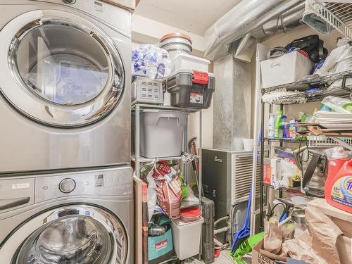 1003 10649 Saskatchewan Drive, Edmonton, AB - Indoor Photo Showing Laundry Room