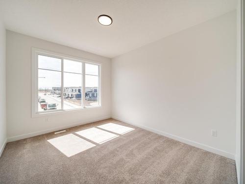 18 Newbury Circle, Sherwood Park, AB - Indoor Photo Showing Other Room