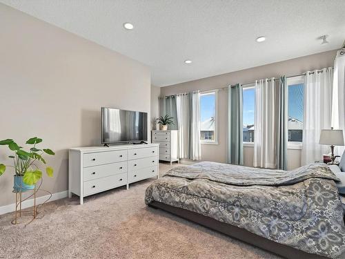 5715 Allbright Court, Edmonton, AB - Indoor Photo Showing Bedroom