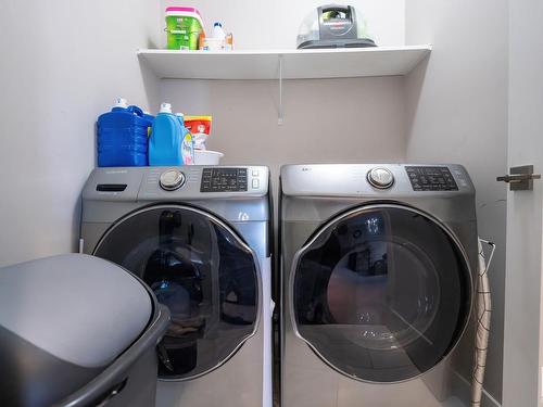 5715 Allbright Court, Edmonton, AB - Indoor Photo Showing Laundry Room