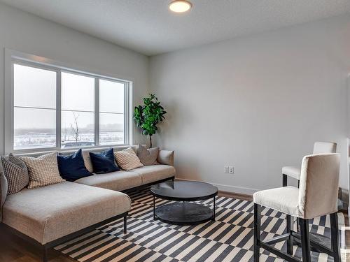 99 Brickyard Drive, Stony Plain, AB - Indoor Photo Showing Living Room