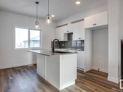 99 Brickyard Drive, Stony Plain, AB - Indoor Photo Showing Kitchen