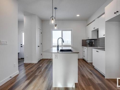 99 Brickyard Drive, Stony Plain, AB - Indoor Photo Showing Kitchen