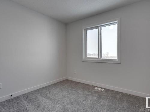 99 Brickyard Drive, Stony Plain, AB - Indoor Photo Showing Other Room