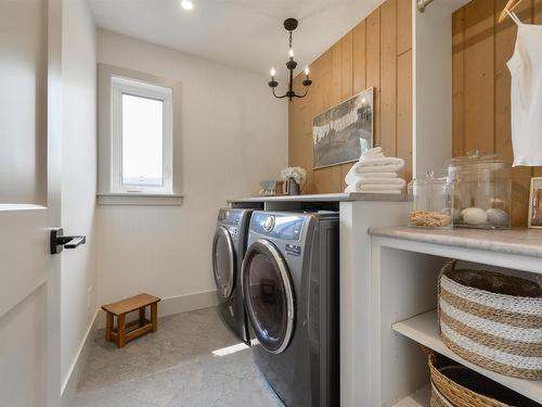 5820 108A Street, Edmonton, AB - Indoor Photo Showing Laundry Room