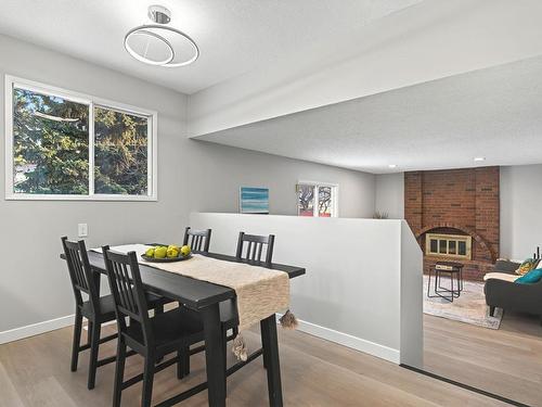 6247 187 Street, Edmonton, AB - Indoor Photo Showing Dining Room