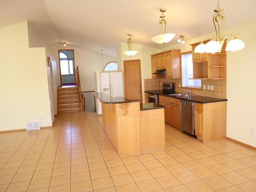 16002 67A Street Nw, Edmonton, AB - Indoor Photo Showing Kitchen With Double Sink