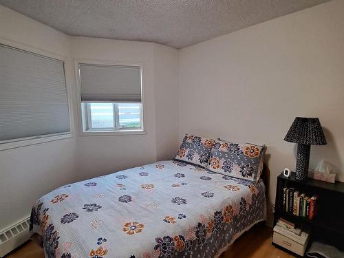 103 10810 86 Avenue, Edmonton, AB - Indoor Photo Showing Bedroom